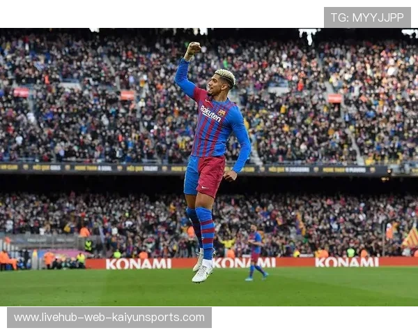 巴萨阿劳霍区域防守训练更紧密：打造坚不可摧的防线